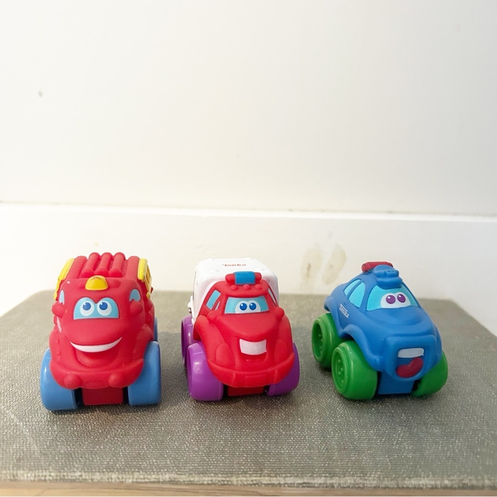 Vintage Soft Tonka Fire Truck Ambulance & Cop Car Chuck and Friends toys